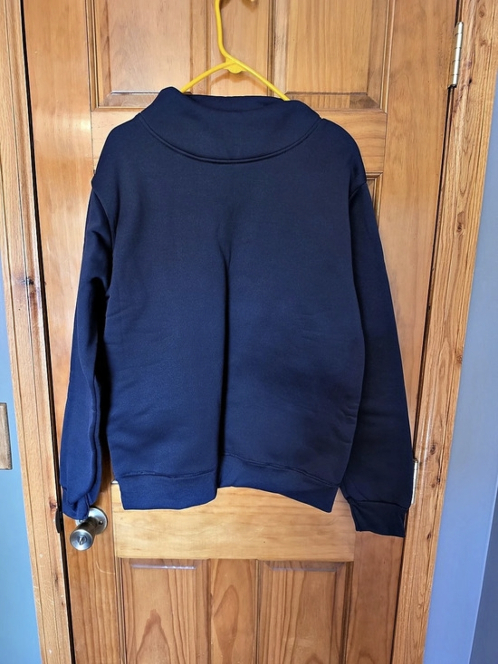 Blue Crewneck Sweatshirt Size Medium